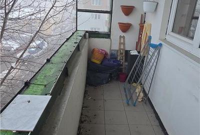 Apartament cu 3 camere decomandat în Central - 1
