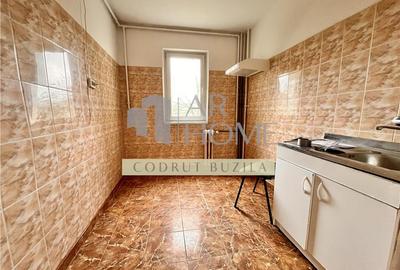 Apartament cu 4 camere decomandat în Vest - Lamâița - 3