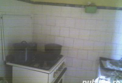 Casă cu 5 camere cu Teren 660 Mp în Roman - 4