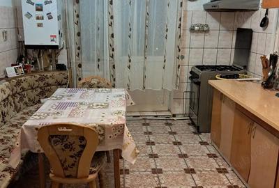 Apartament cu 4 camere în Traian - 7