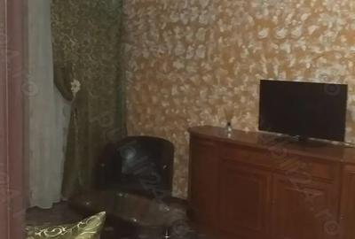 Inchiriez apartament decomandat cu doua camere. - 3