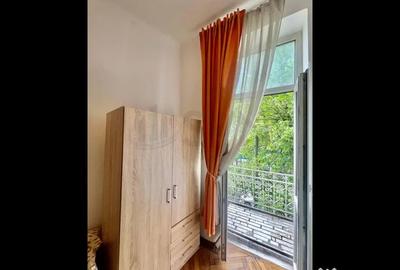 Casă cu 5 camere cu Canalizare în Universitate - 1