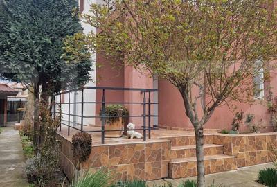 Casă cu 4 camere în Șimnicu de Jos - 2