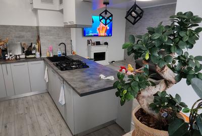 Apartament cu 3 camere decomandat în Republicii - 5