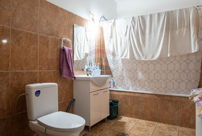 Casă cu 4 camere cu Teren 299 Mp în Periferie - 18