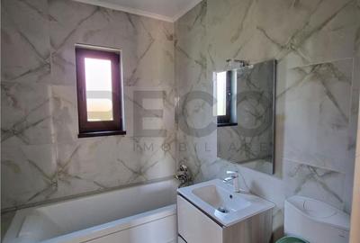 Casă cu 3 camere cu Teren 350 Mp în Borș - 2