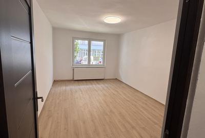 Apartament cu 3 camere decomandat în Central - 4