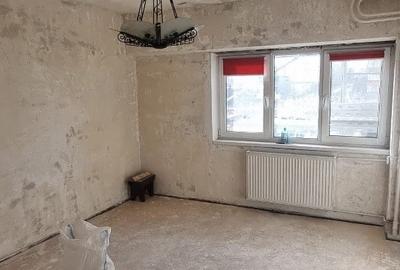 Apartament cu 3 camere decomandat în Pantelimon