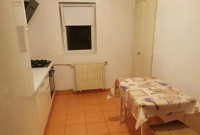 Inchiriez apartament 2 camere - 4