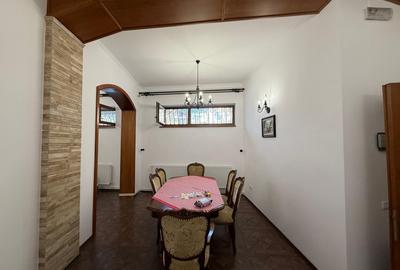 Casă individuală cu 7 camere cu Canalizare în Ultracentral - 40