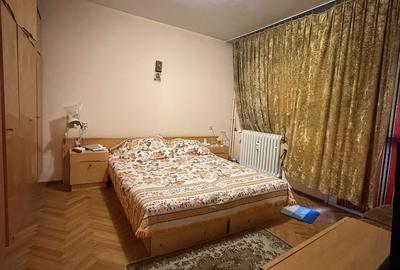 Apartament cu 4 camere decomandat în Drumul Taberei - 9