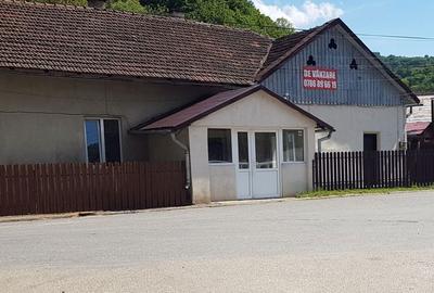 Casă cu 3 camere în Nădrag - 1