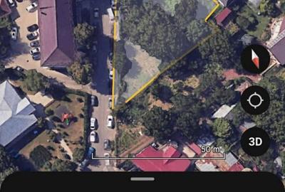 Teren de 1350 mp, în Central