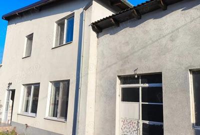 Casă cu 6 camere cu Teren 2878 Mp în Tomnatic - 6