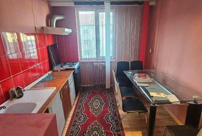 Apartament cu 3 camere decomandat în Mărăței - 2