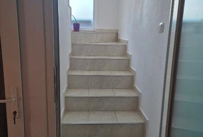 Casă individuală cu 5 camere cu Teren 700 Mp în Rogerius - 3