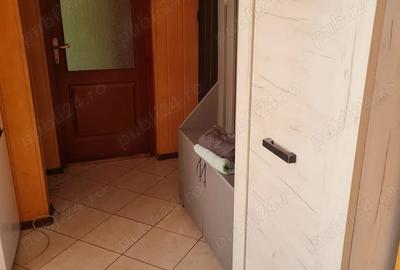 Apartament cu 3 camere semidecomandat în Micro 19 - 1