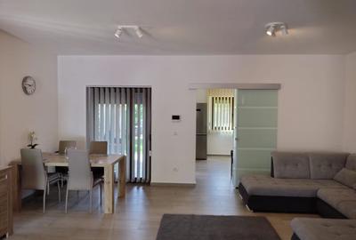 Duplex cu  3camere si 3 bai, mobilat, zona Giroc