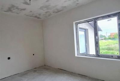 Casă cu 3 camere cu Teren 510 Mp în Sântandrei - 2