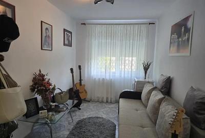 4 camere et.2 Calea Romanului - 1