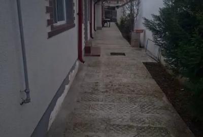 Casă cu 7 camere cu Teren 271 Mp în Central - 3