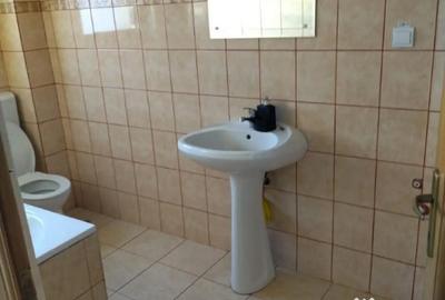 Casă cu 5 camere cu Teren 150 Mp în Mărăști - 2