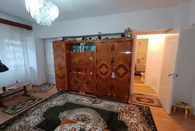 Apartament cu 4 camere semidecomandat în Unirii Sud - 4