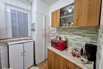 Apartament cu 3 camere semidecomandat în Central - 7