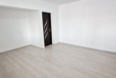 Apartament cu 2 camere decomandat în Micro 21 - 3