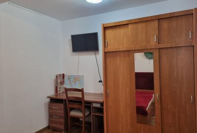 Apartament cu 3 camere decomandat în Berceni - 12