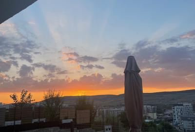 Casa ultrafinisata situata la cateva minute de  Vivo! - 2