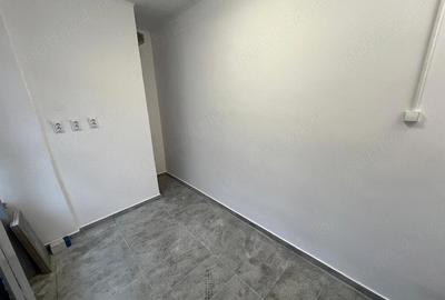 Spațiu comercial, de 8 mp, în Magheru - 5
