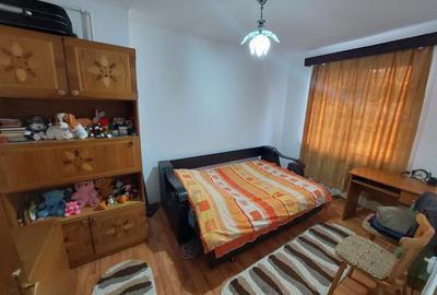 Apartament cu 3 camere semidecomandat în Central - 8