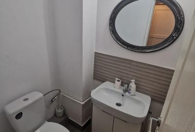 Apartament cu 3 camere decomandat în Decebal - 2
