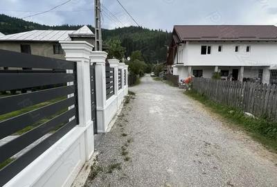 Teren de 2432 mp, în Central - 9