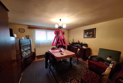 Casă individuală cu 7 camere cu Canalizare în Calea Dumbrăvii - 9