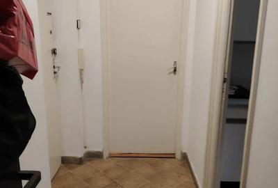 Proprietar Inchiriez Ap 3 cam P-ta 700 - pet frendly. - 2