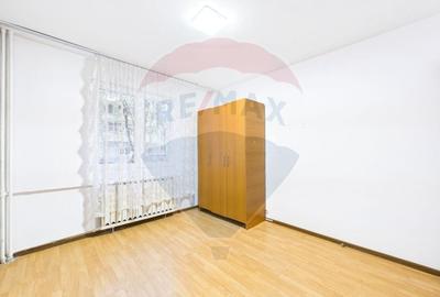 Apartament cu 4 camere de vanzare in zona Rahova - 19