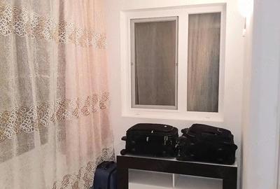Apartament cu 3 camere decomandat în Central - 1