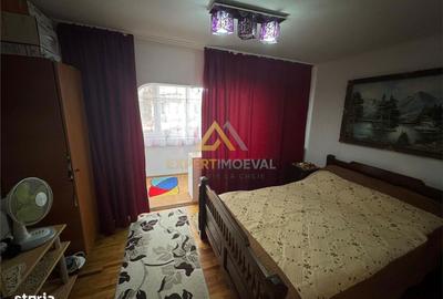 Apartament cu 3 camere decomandat în Progresul - 8