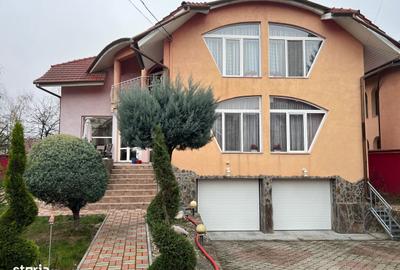 Casă cu 8 camere cu Teren 1000 Mp în Nufărul - 10