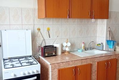 Apartament cu 2 camere decomandat, mobilat în 9 Mai - 9
