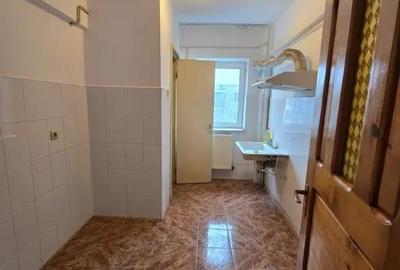 Apartament cu 2 camere decomandat în Babadag - 2