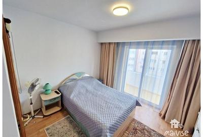 Apartament 3 camere de inchiriat, str Toamnei- Centrul Civic - 7
