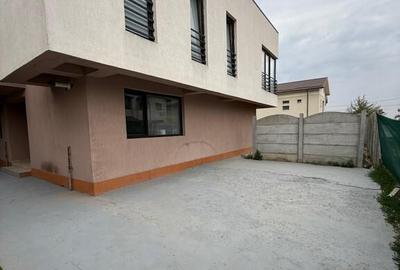 Triplex bine compartimentat, 5 camere si loc de parcare - 2