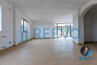 Casa/vila de vanzare in Hemeiu?!