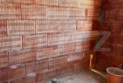 CASA DE VANZARE LA ROSU IN CIHEI, STRADA INCHISA,ZONA LINISTITA - 17