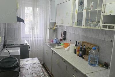 Vand apartament 2 camere in Deva, pe Al. Armatei, etaj 2, - 4