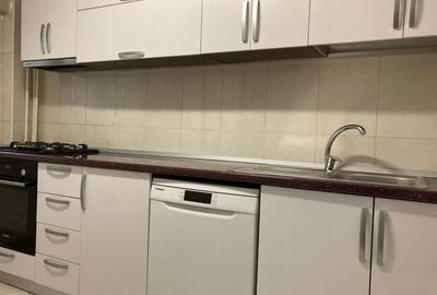 Apartament cu 3 camere semidecomandat în Drumul Sării - 5