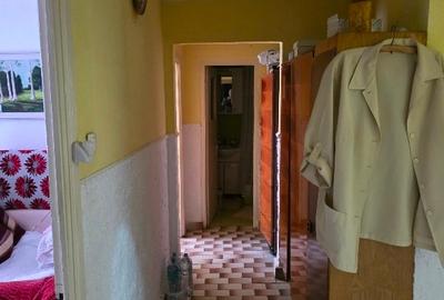 Apartament cu 4 camere decomandat, mobilat în 5 Călărasi - 2
